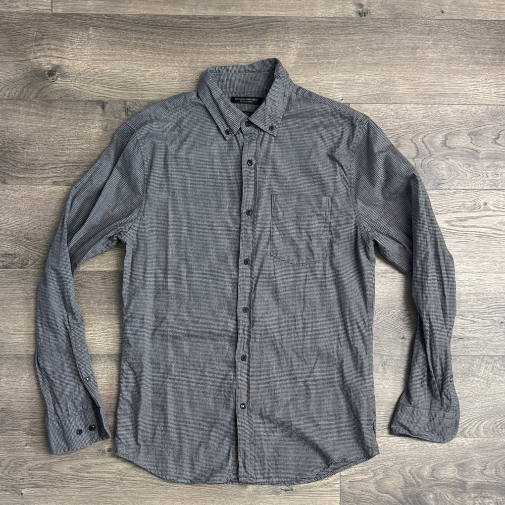 Banana Republic Charcoal Slim Fit Casual Button-Down Shirt - medium men’s